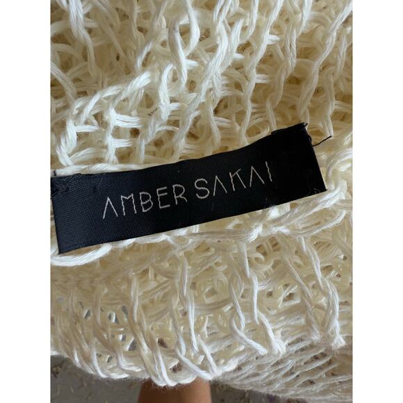 AMBER SAKAI Hand crochet blouse resort wear / One Size - Picture 9 of 9